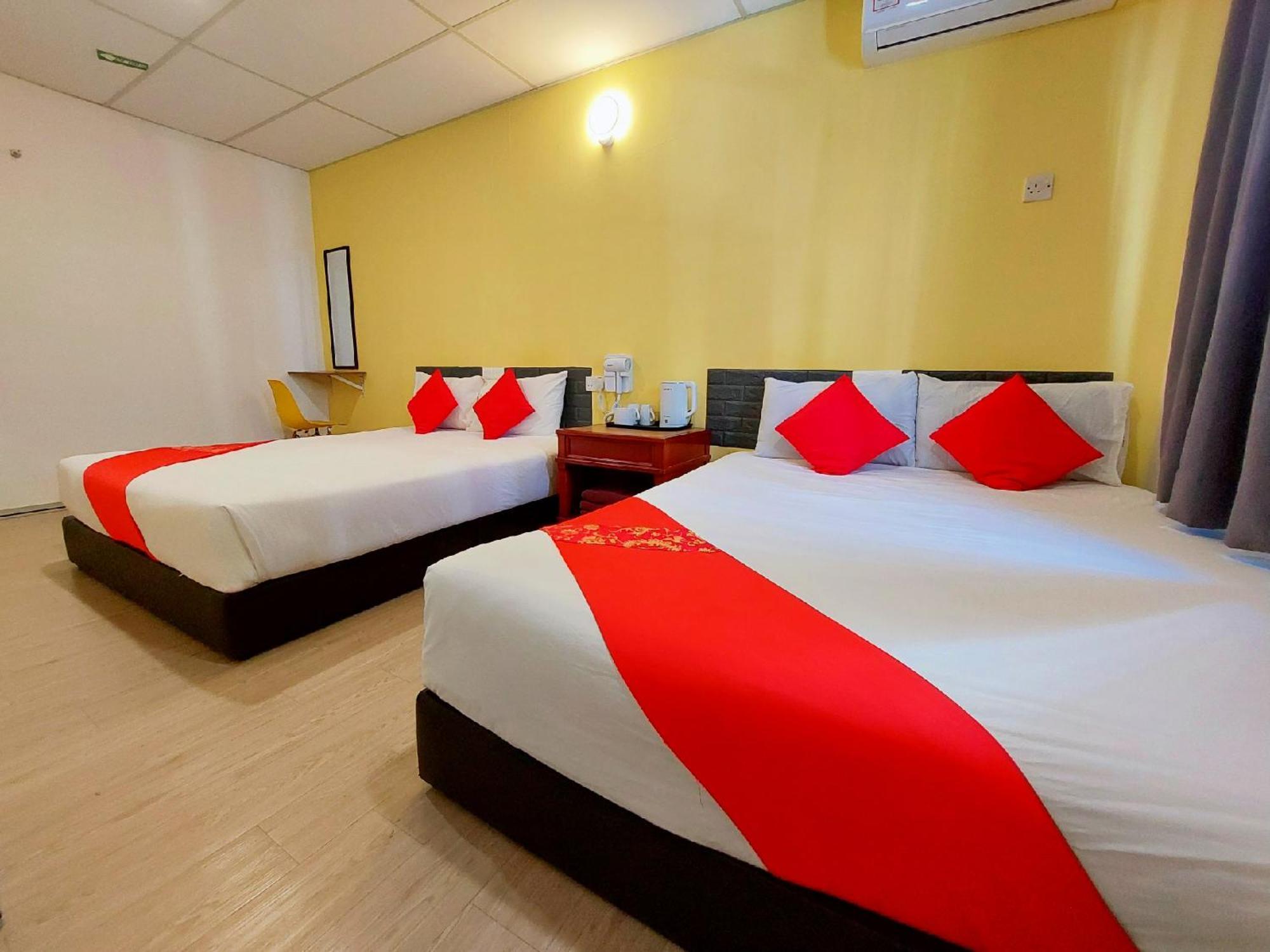 Good2Stay Budget Hotel Малакка Экстерьер фото